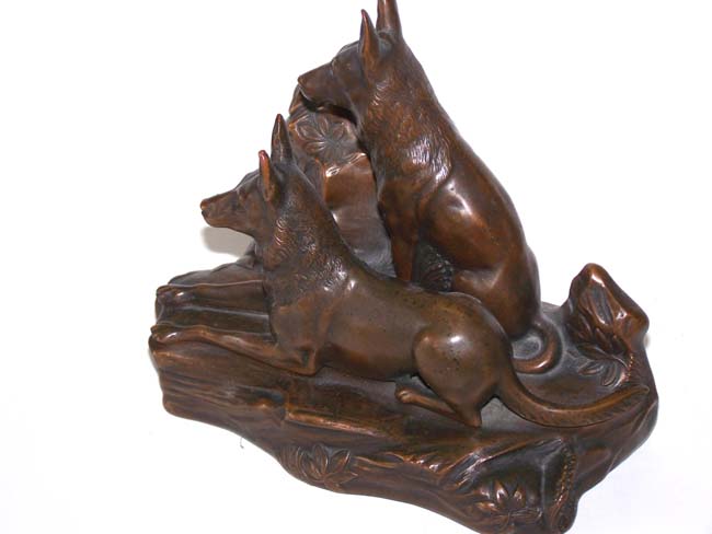 A fine pair of Antique Bookends by Jennings Brothers circa 1930 depicting a pair of German Sheppard dogs. — image 3